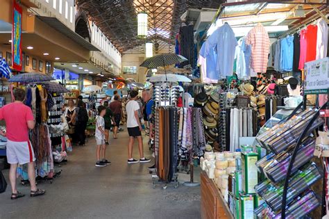 fashion designer shops in athens.